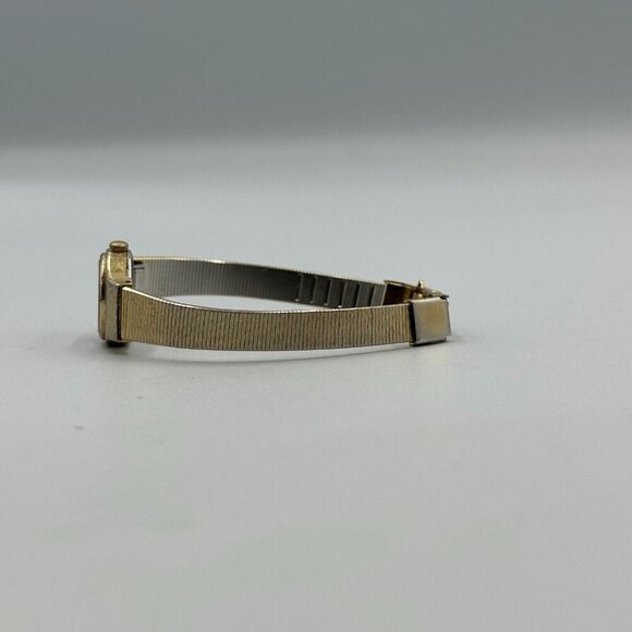 3/$30 Vintage Pulsar Watch Women Gold Tone 23MM Dial Water Resistant 6.5" - Picture 6 of 14